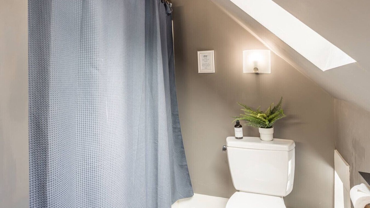 Photo of Bathroom in Bridgewater Corners