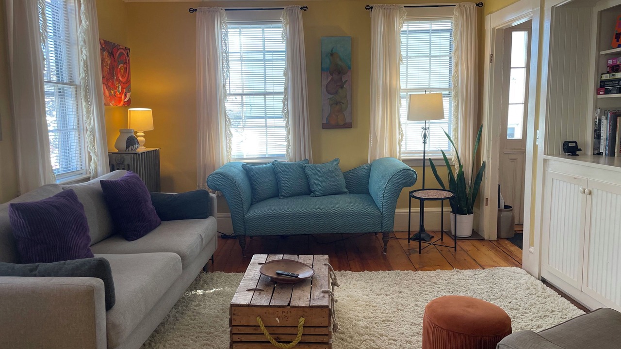 Photo of Livingroom in West End