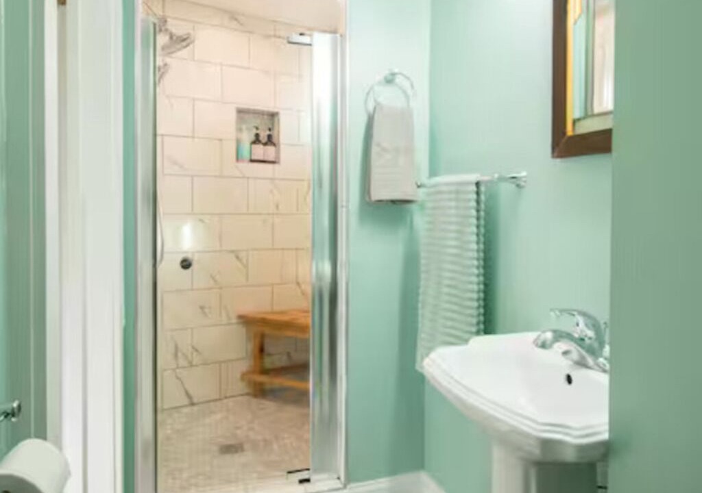 Photo of Bathroom in West End