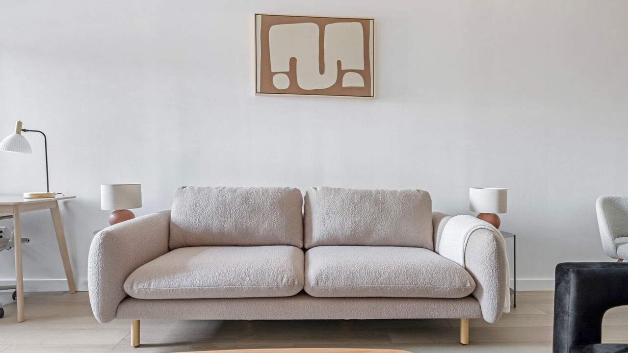 Photo of Livingroom in Downtown Boston