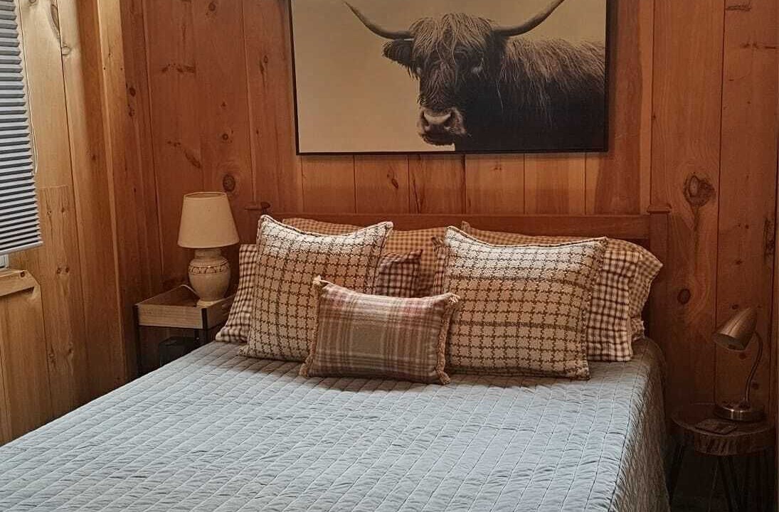 Photo of Bedroom in Marlboro