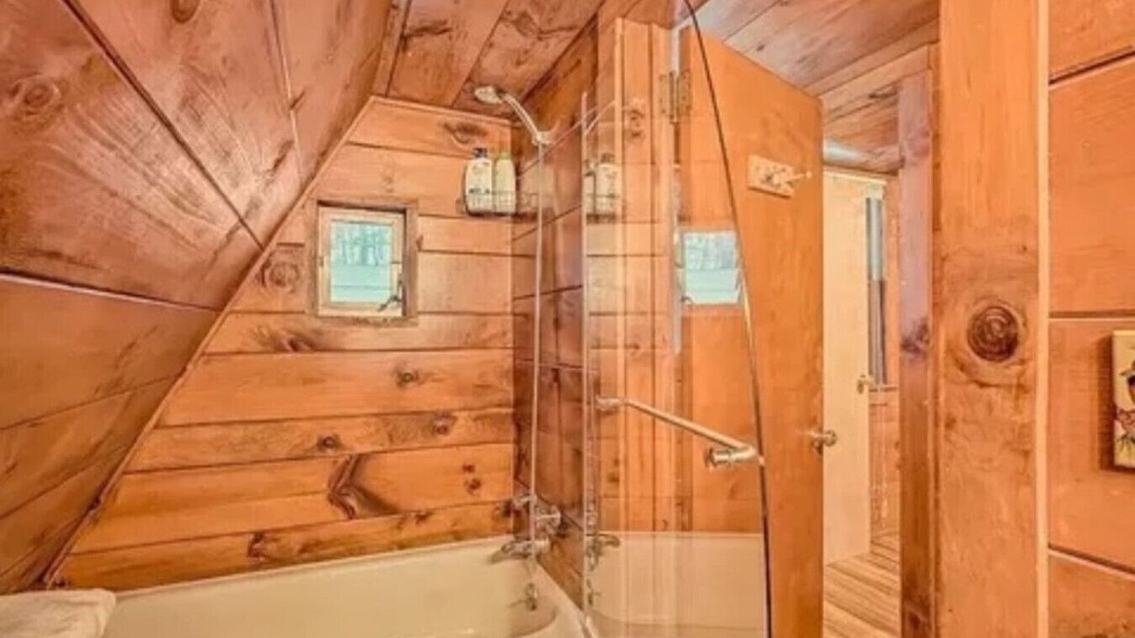 Photo of Bathroom in Wardsboro
