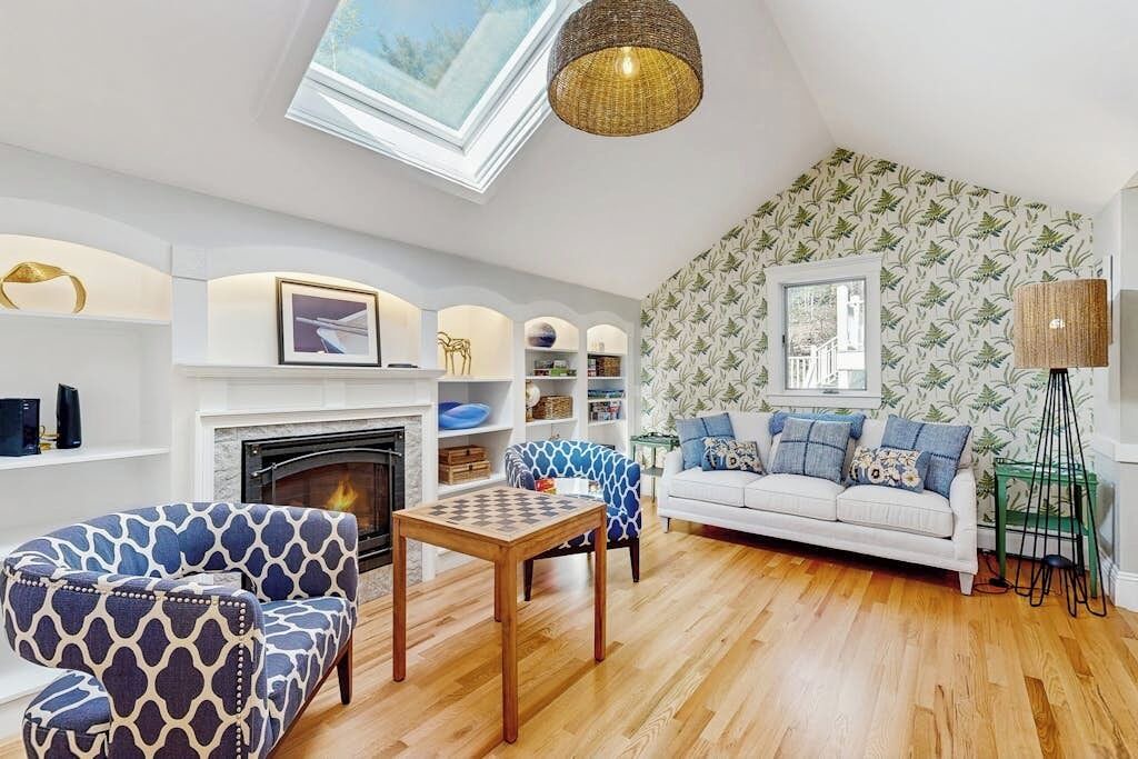 Photo of Livingroom in Cumberland Foreside