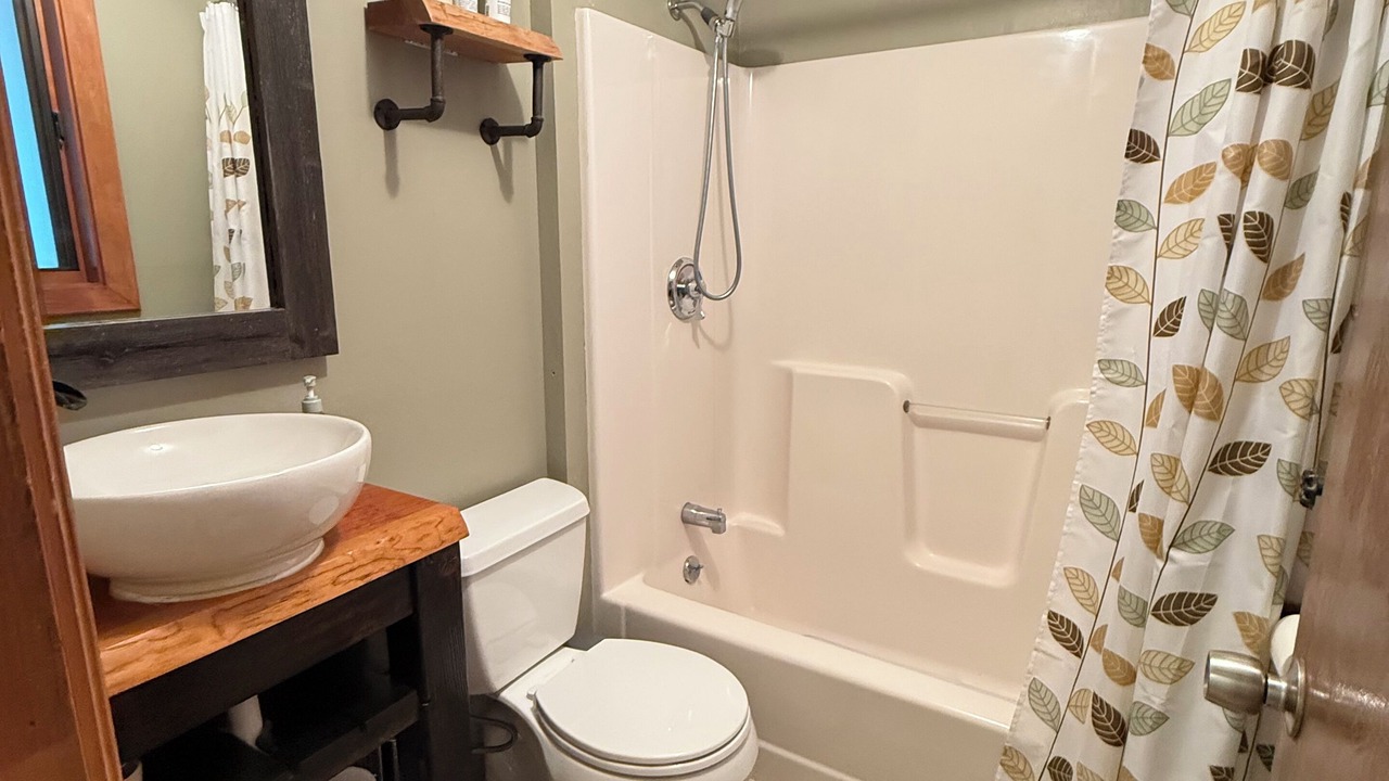 Photo of Bathroom in Campton
