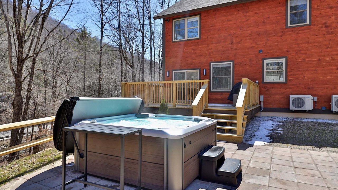 Photo of Patio Balcony in Pittsfield