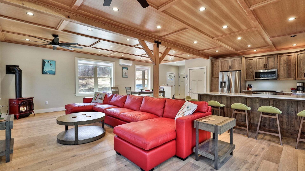 Photo of Livingroom in Pittsfield