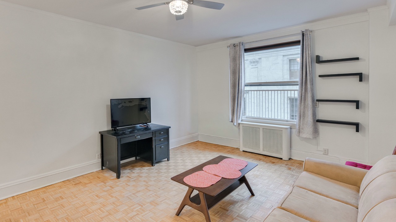 Photo of Bedroom in Beacon Hill