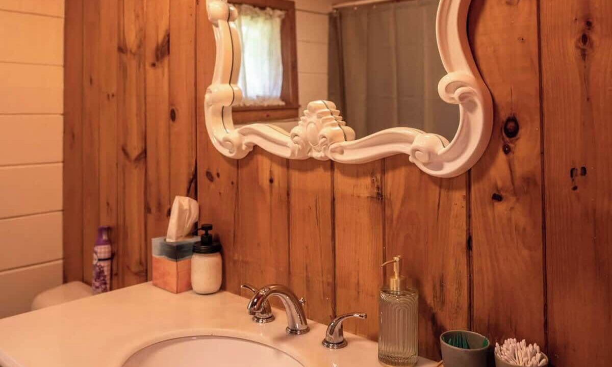 Photo of Bathroom in Jay