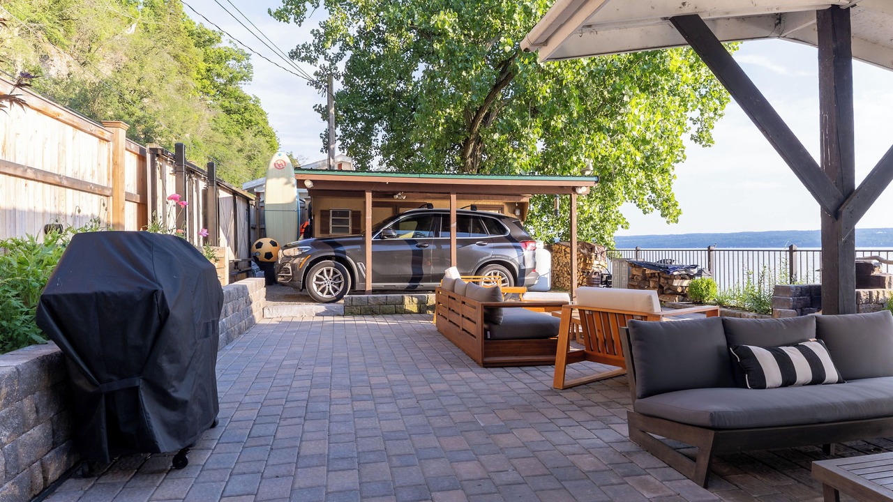 Photo of Patio Balcony in King Ferry