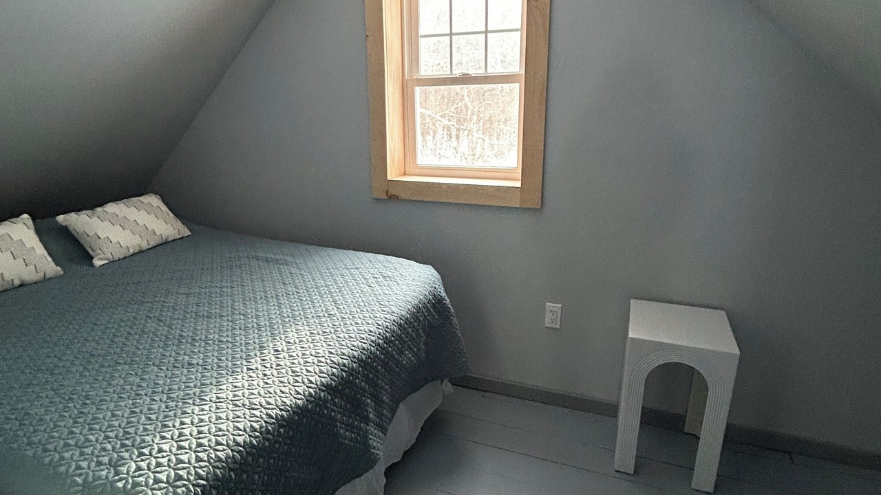 Photo of Bedroom in East Jamaica