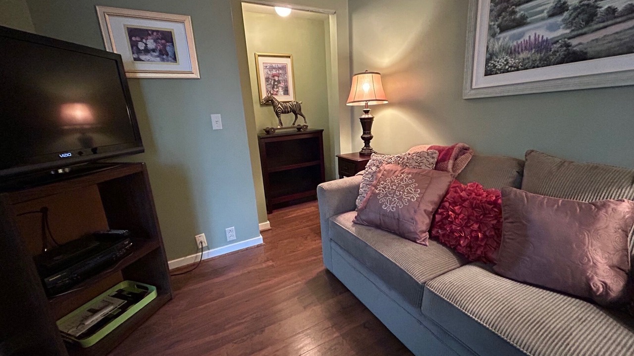 Photo of Livingroom in Lenox