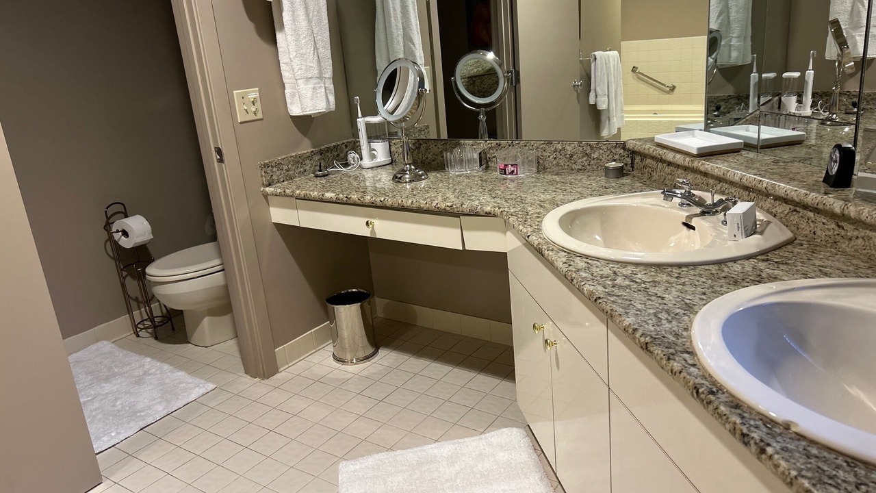 Photo of Bathroom in Lenox