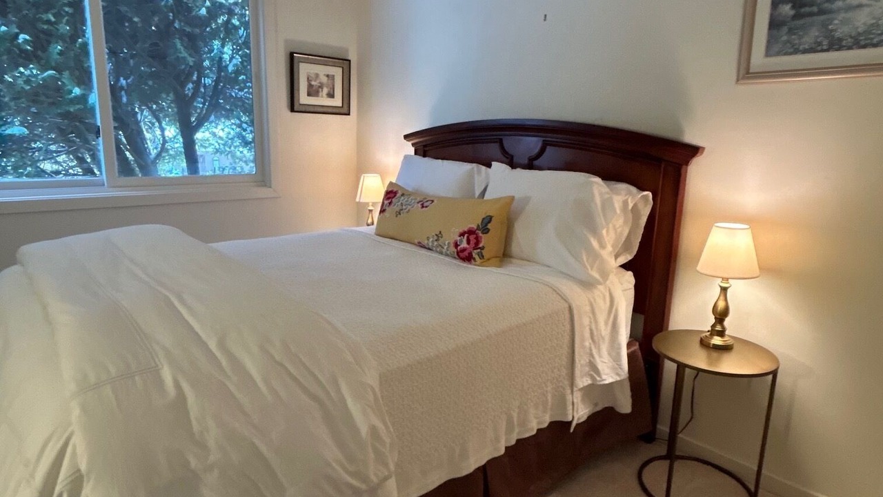 Photo of Bedroom in Lenox