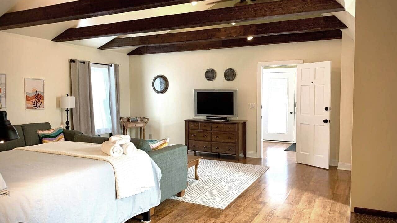 Photo of Bedroom in Hammondsport