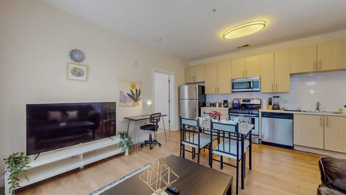 Photo of Livingroom in Downtown