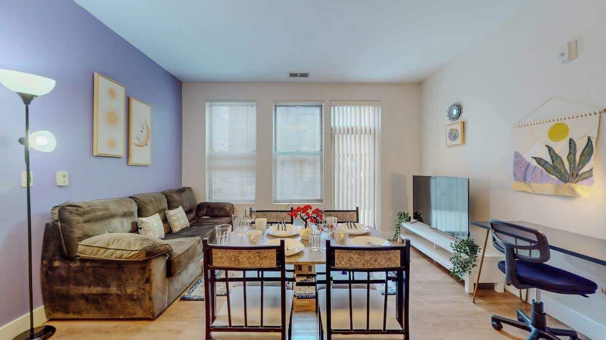 Photo of Livingroom in Downtown
