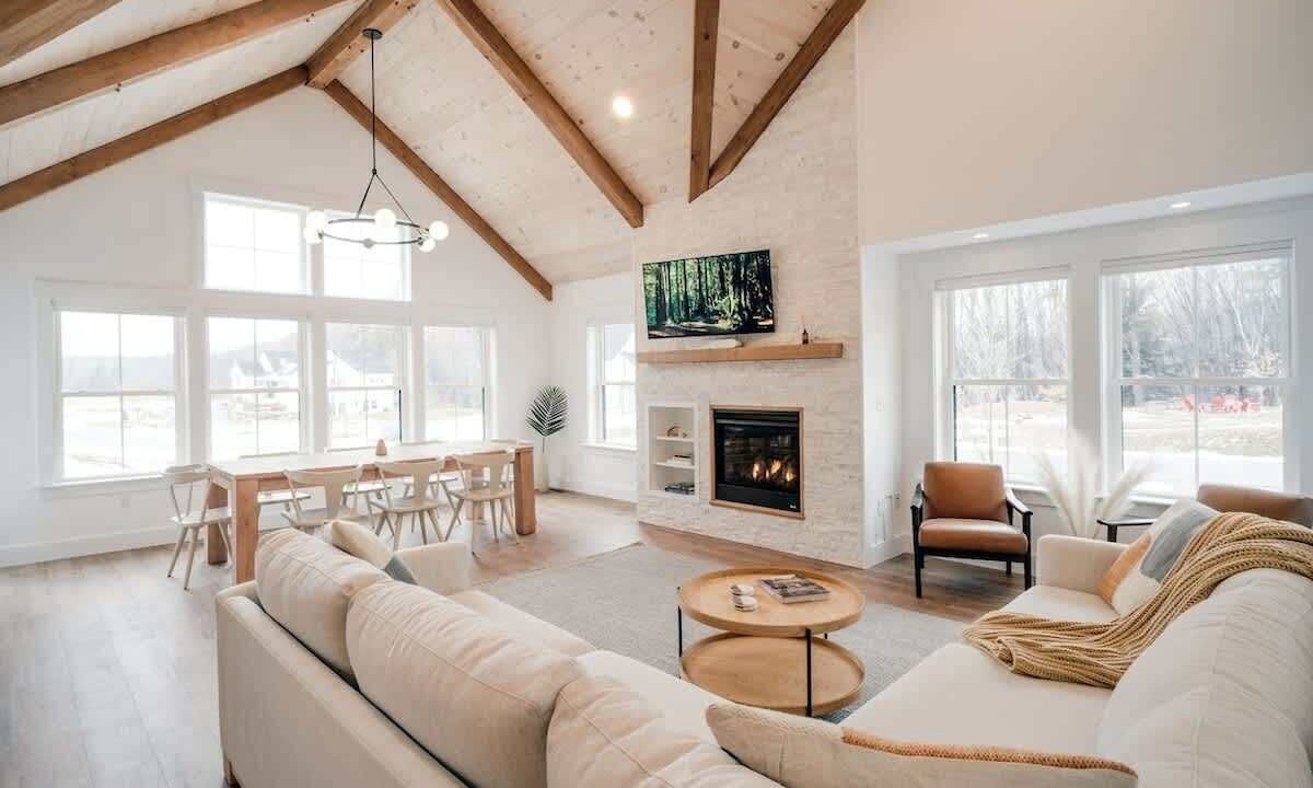 Photo of Livingroom in North Conway