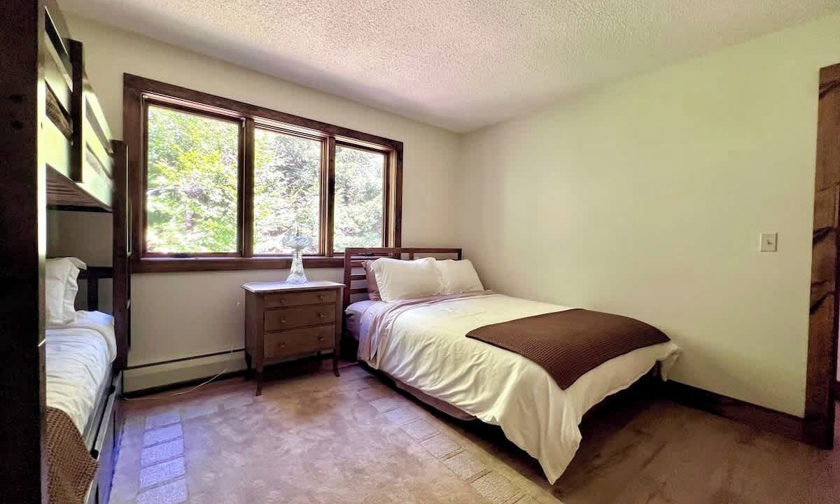 Photo of Bedroom in Londonderry
