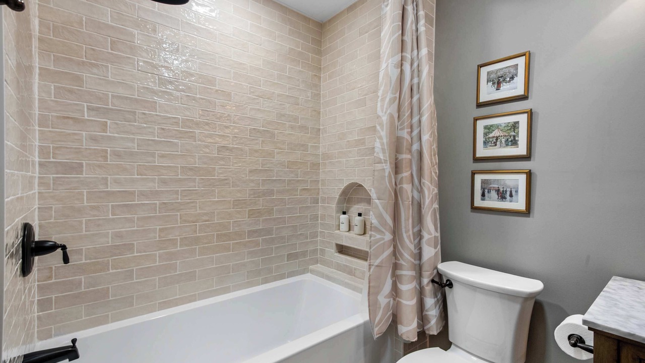 Photo of Bathroom in Londonderry