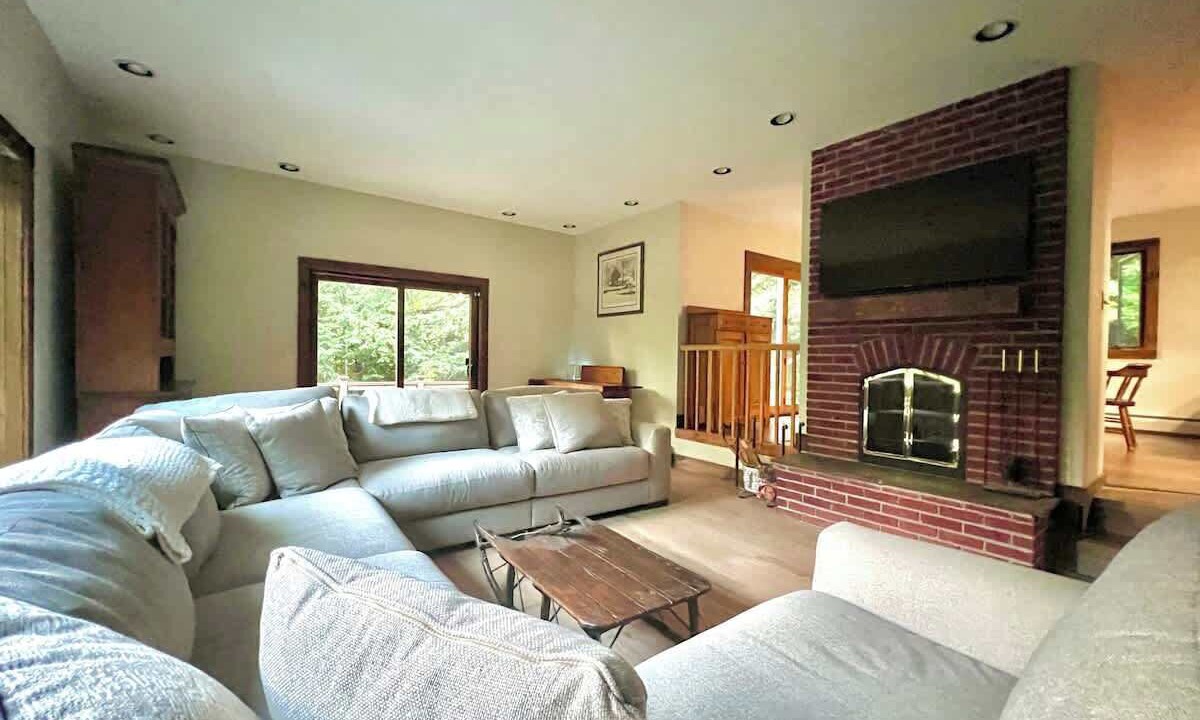 Photo of Livingroom in Londonderry