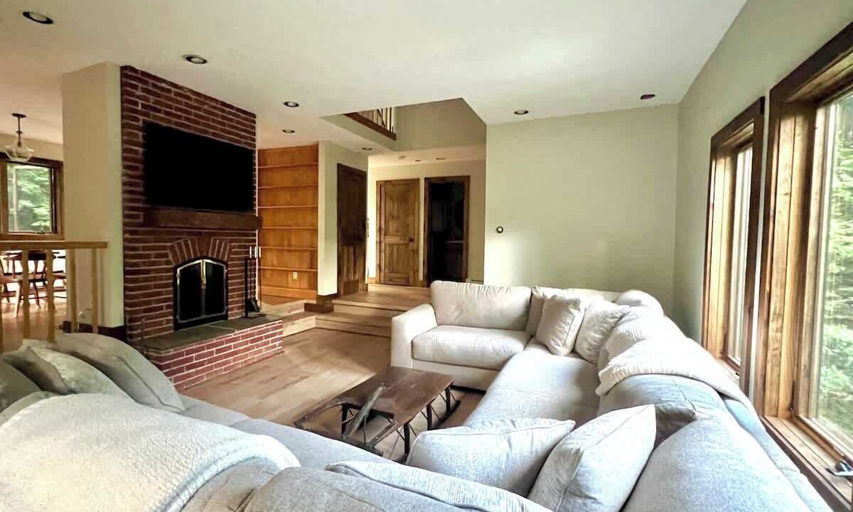 Photo of Livingroom in Londonderry