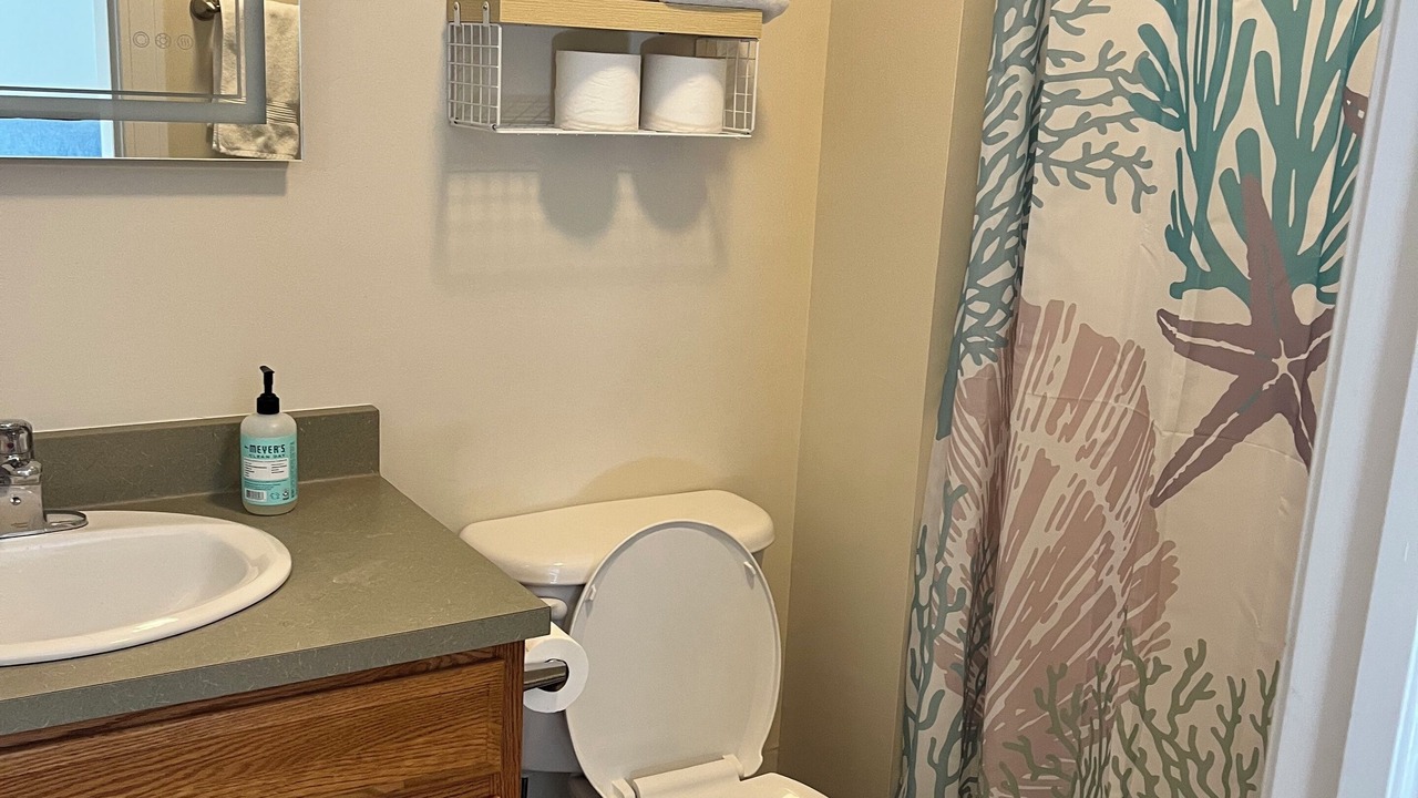 Photo of Bathroom in Old Orchard Beach