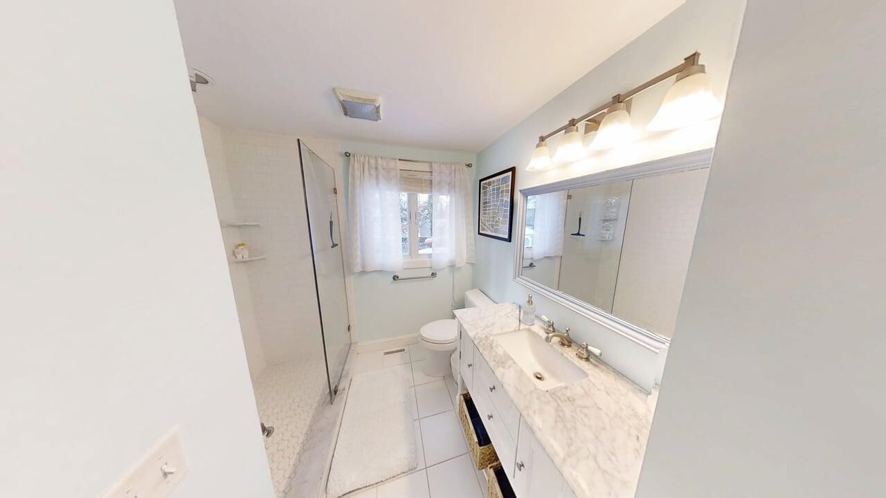 Photo of Bathroom in Summersea