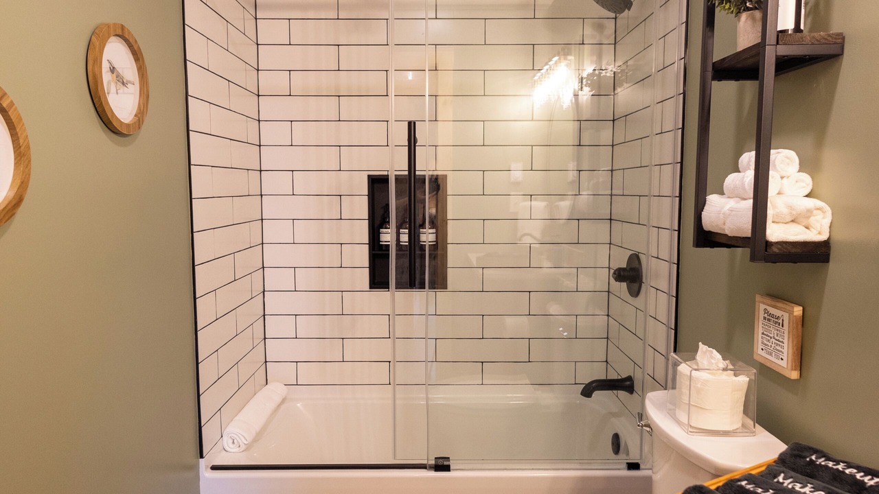 Photo of Bathroom in Davenport