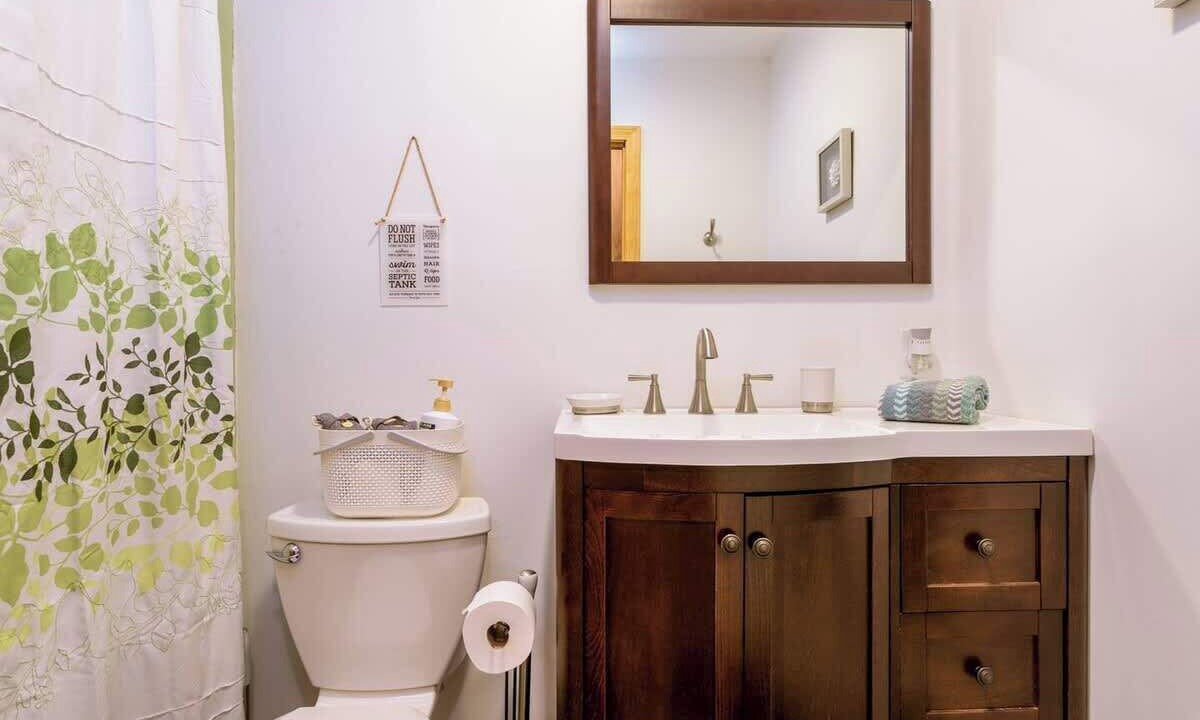 Photo of Bathroom in Londonderry