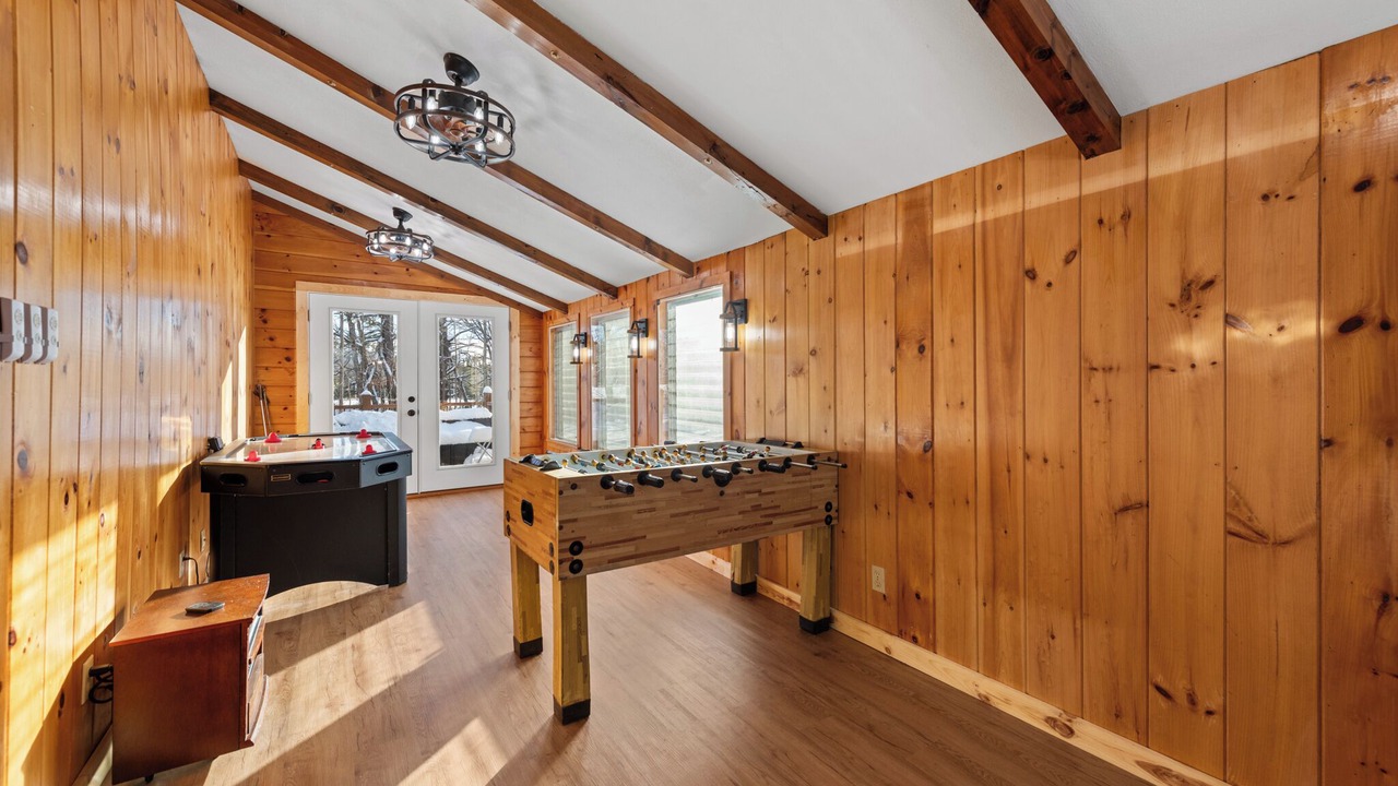 Photo of Bedroom in Moultonborough