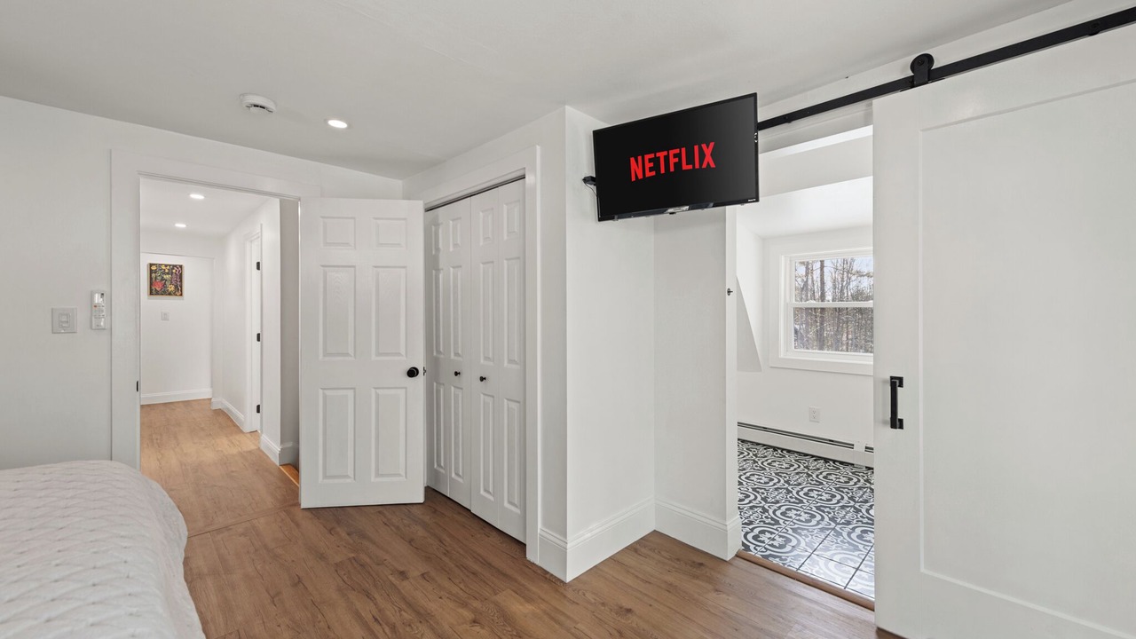 Photo of Bedroom in Moultonborough