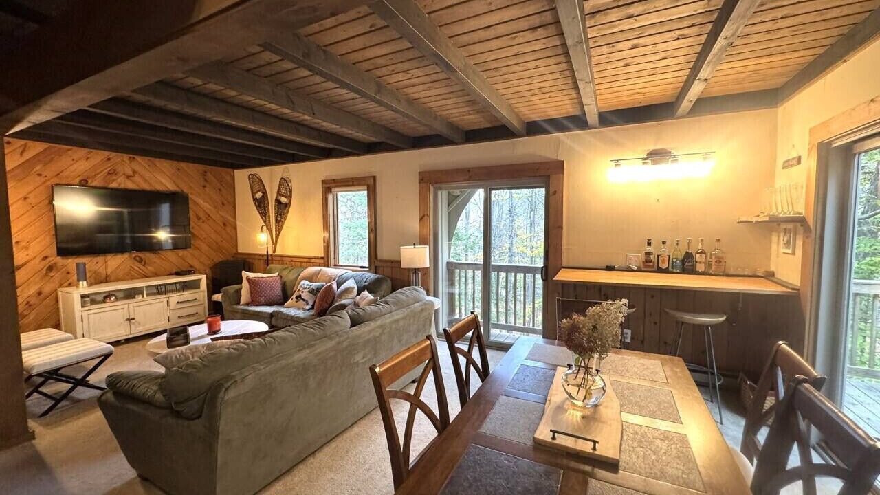 Photo of Livingroom in West Dover