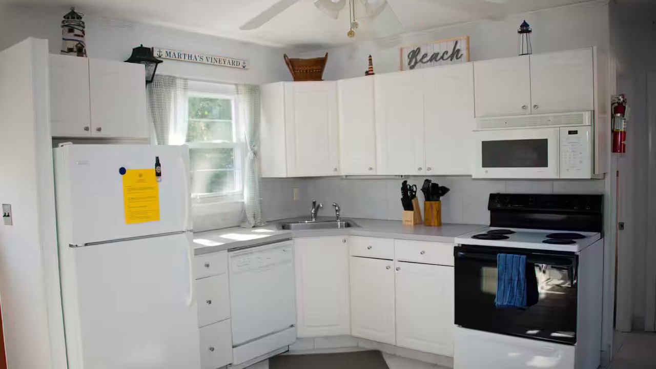 Photo of Kitchen in Tisbury