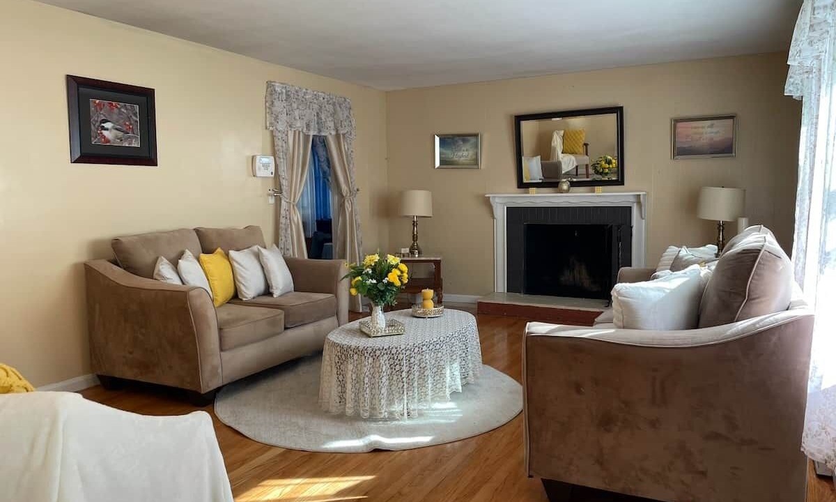 Photo of Livingroom in Springfield