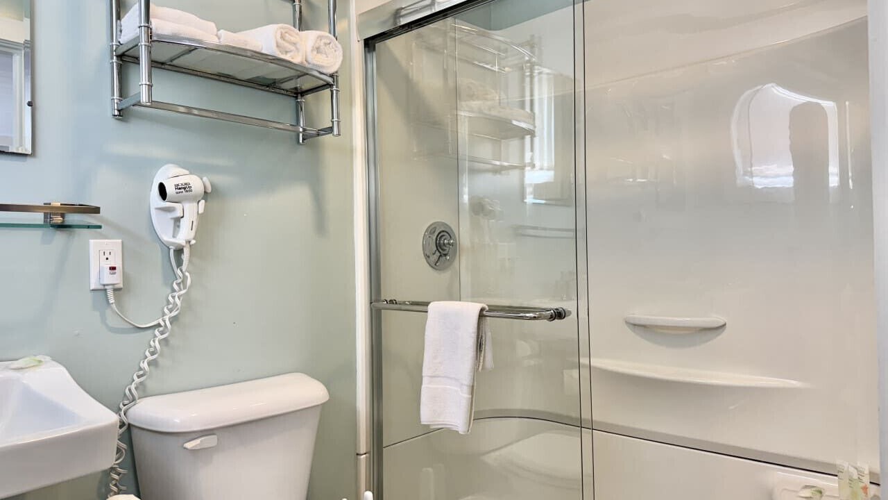 Photo of Bathroom in Hulls Cove