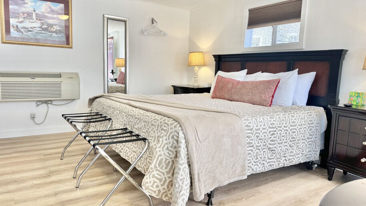 Photo of Bedroom in Hulls Cove