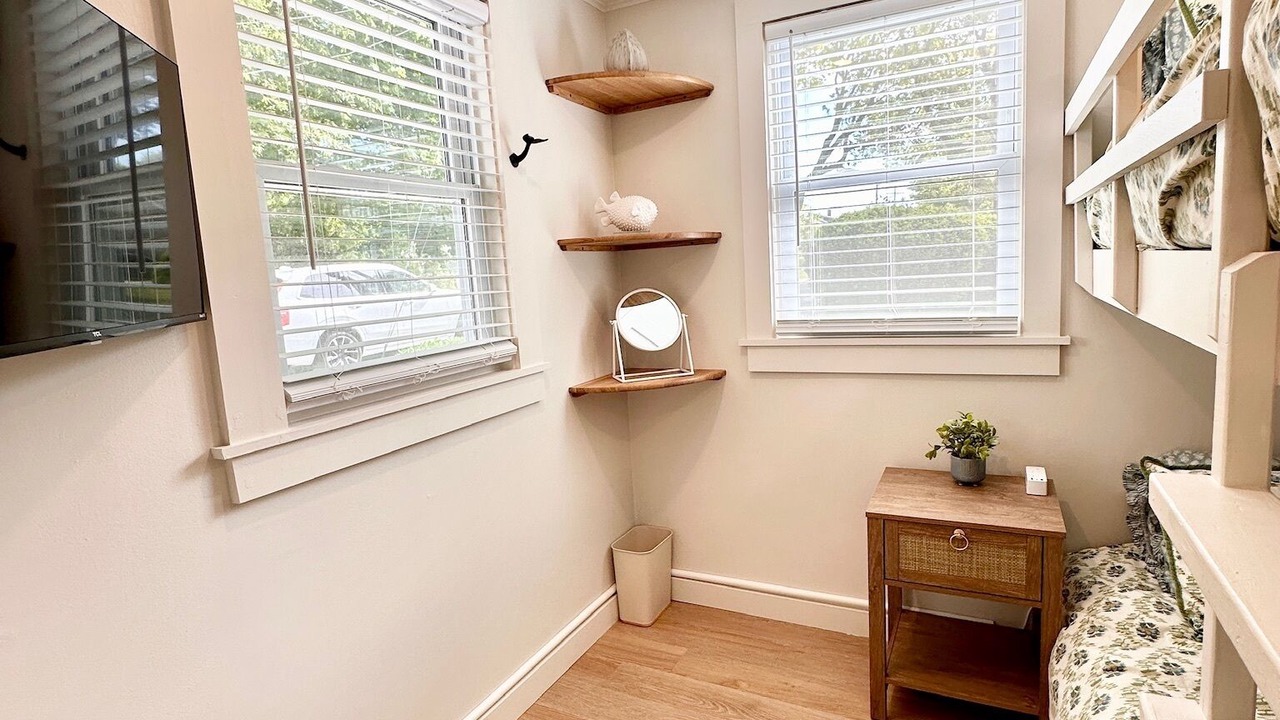 Photo of Livingroom in Hyannis