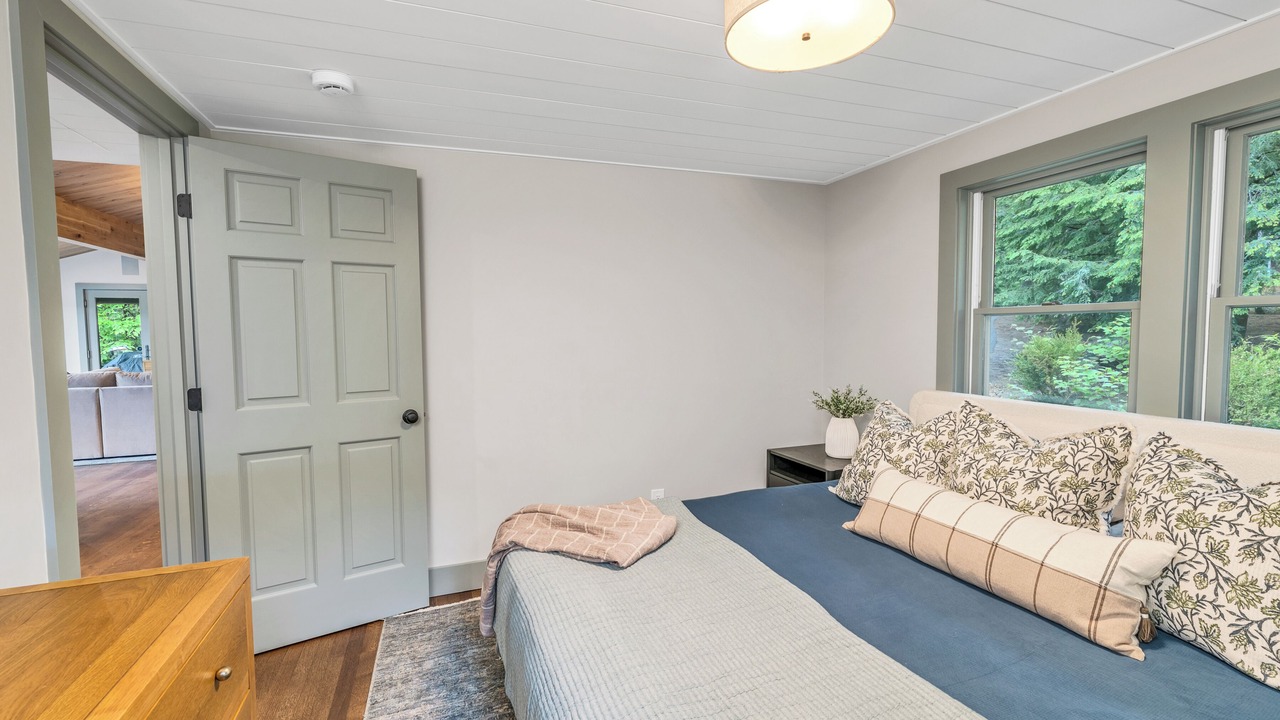 Photo of Bedroom in Meredith