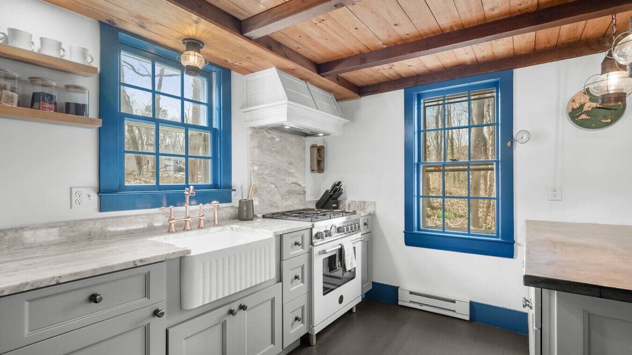 Photo of Kitchen in West Barnstable
