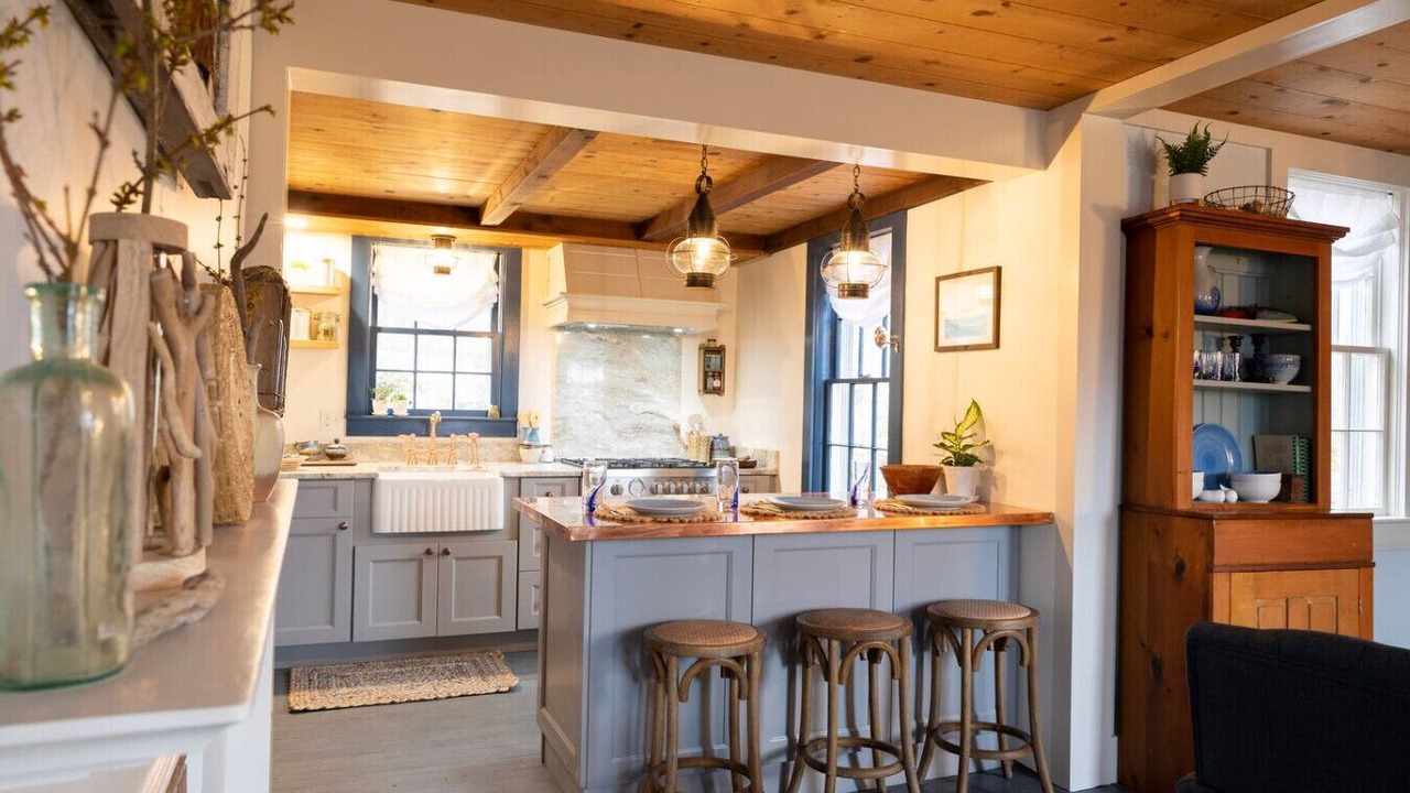 Photo of Kitchen in West Barnstable