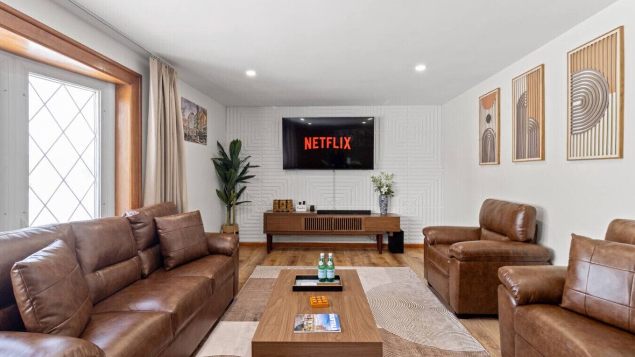 Photo of Livingroom in Cheektowaga