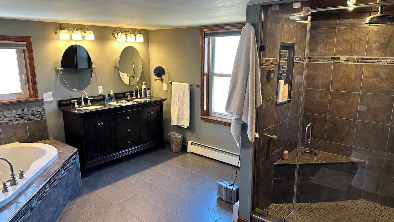 Photo of Bathroom in Saunderstown