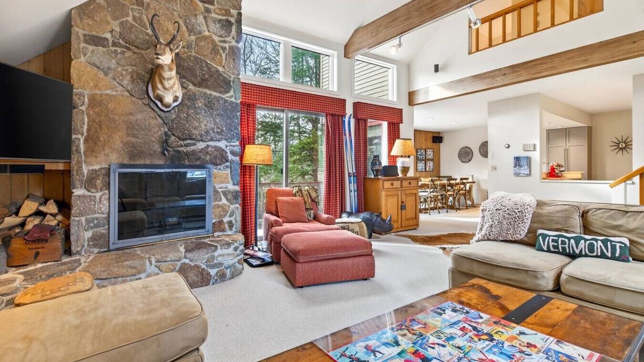 Photo of Livingroom in Stratton Mountain