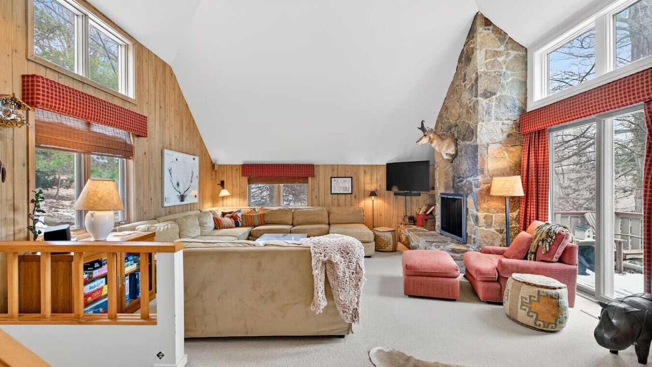Photo of Livingroom in Stratton Mountain