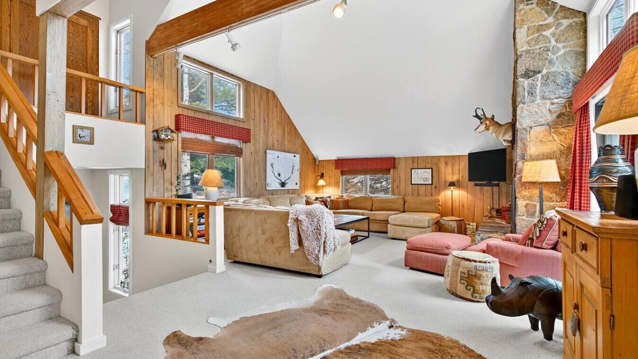 Photo of Livingroom in Stratton Mountain