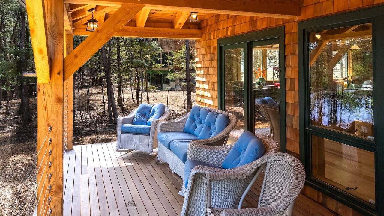 Photo of Patio Balcony in Mount Vernon