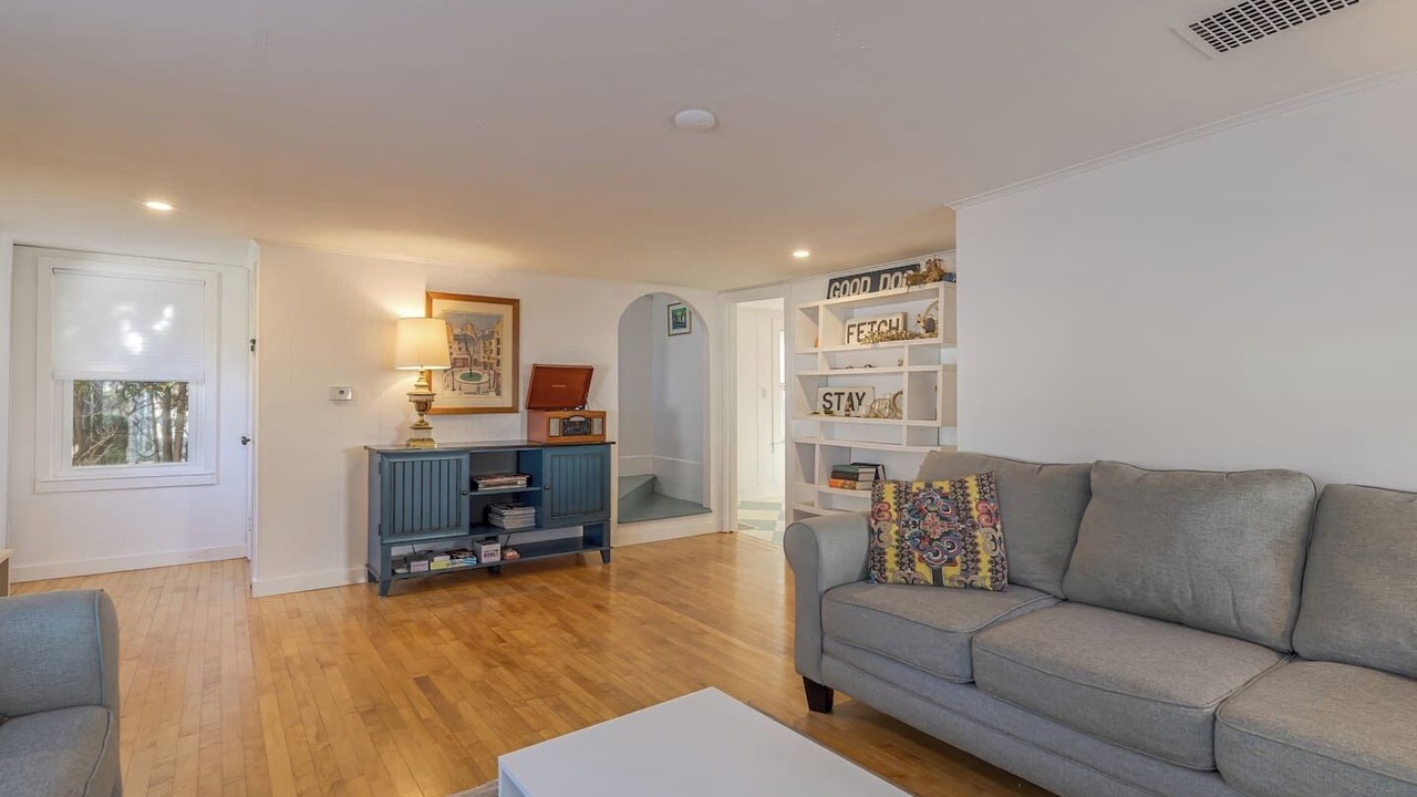 Photo of Livingroom in Bass Harbor
