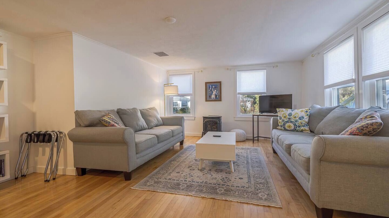 Photo of Livingroom in Bass Harbor
