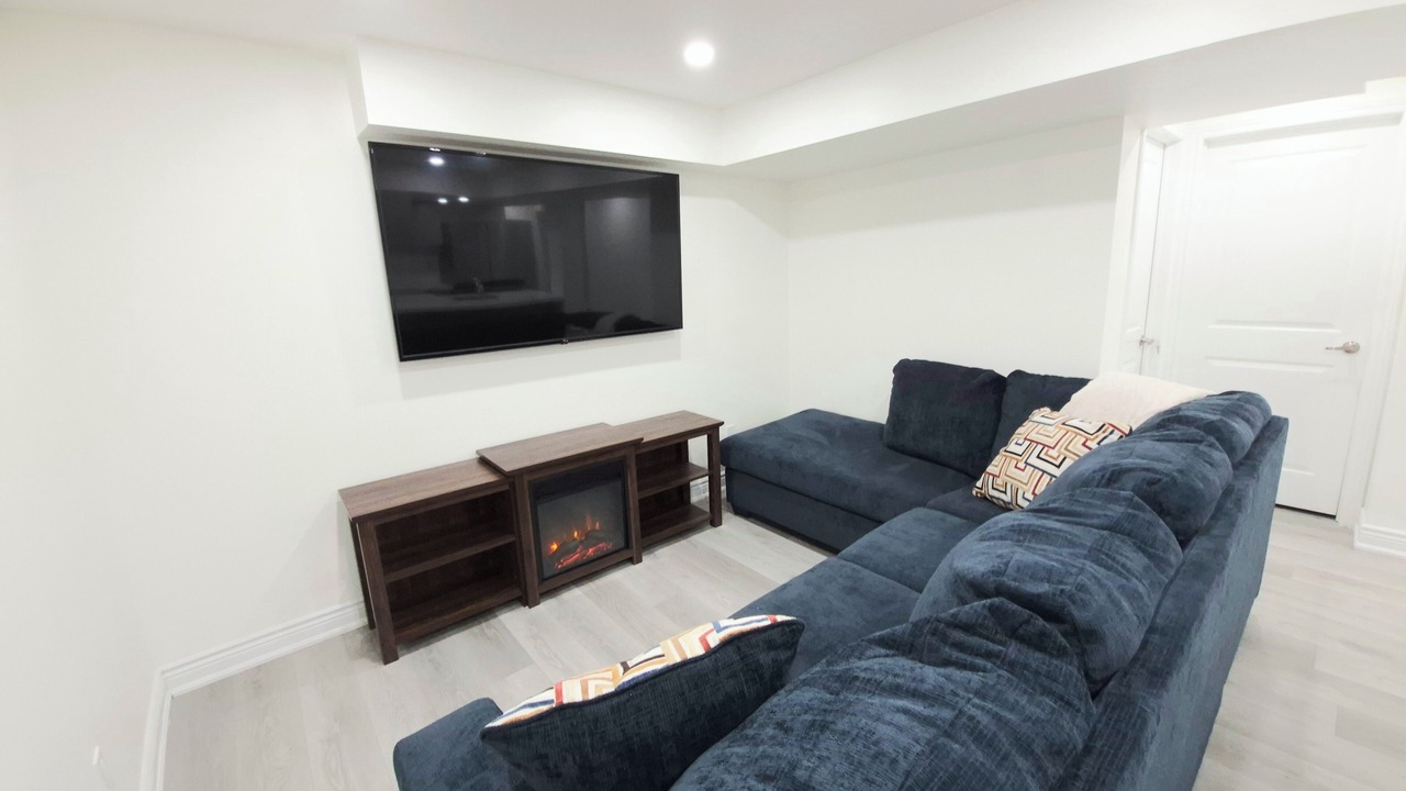 Photo of Livingroom in Thorold