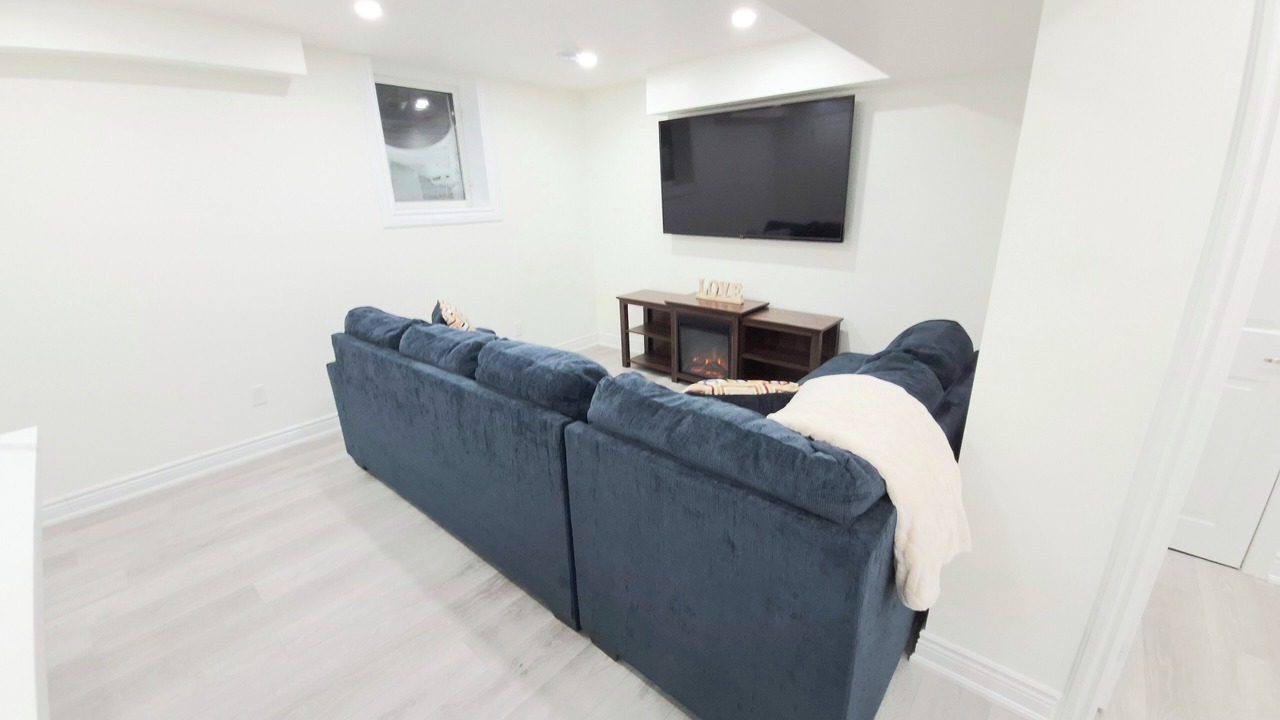 Photo of Livingroom in Thorold